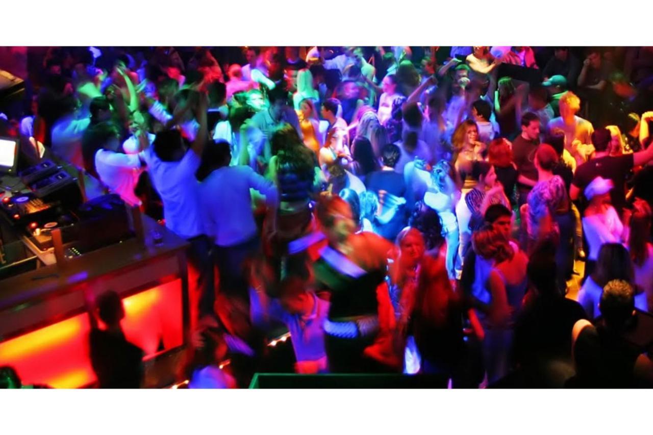 Livadia Seaside Studios 7 ปาริเกีย ภายนอก รูปภาพ